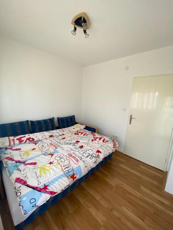 Apartman “Iva” Lägenhet Drvar Exteriör bild
