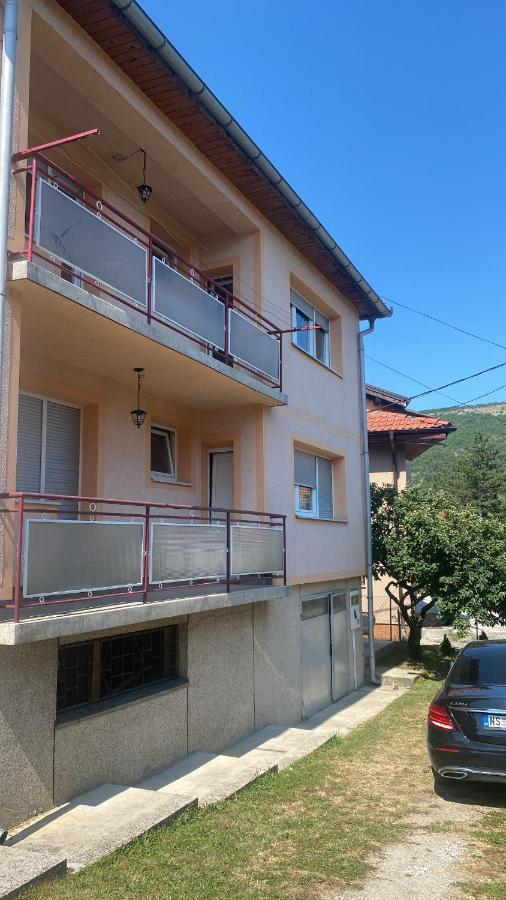 Apartman “Iva” Lägenhet Drvar Exteriör bild